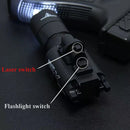 X400U – Lanterna e ponteiro laser 2 em 1, alta intensidade, compatível com trilho 20mm para airsoft, caça e jogos táticos.